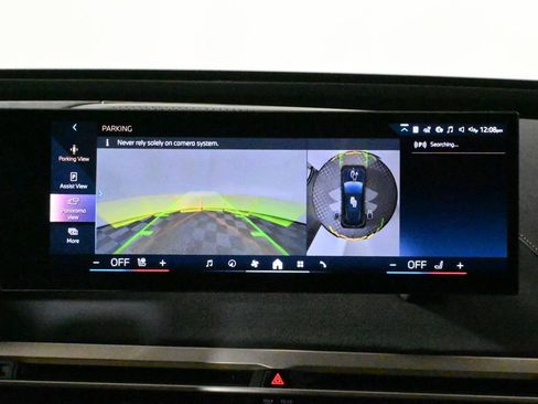 Used 2026 BMW iX xDrive45 w/ Premium Package image 22