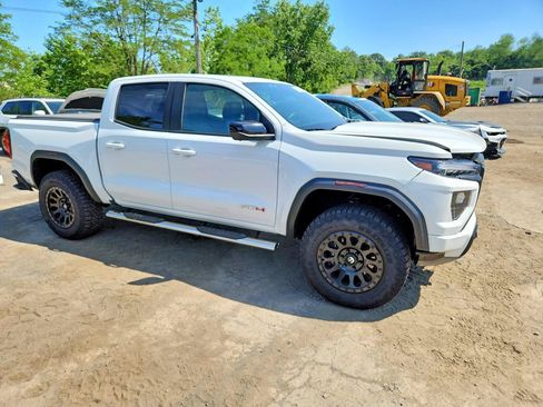 Used 2024 GMC Canyon AT4 w/ AT4 Premium Package AWD/4WD image 1