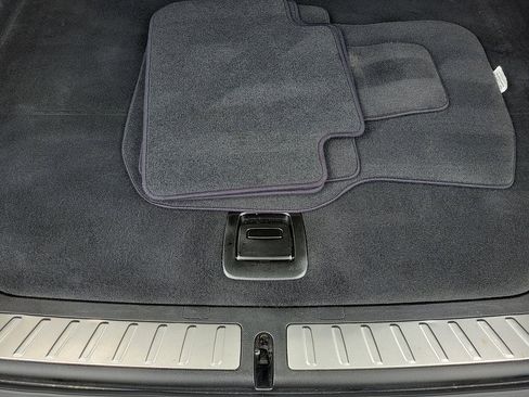 Used 2024 BMW X3 sDrive30i w/ Convenience Package RWD image 9