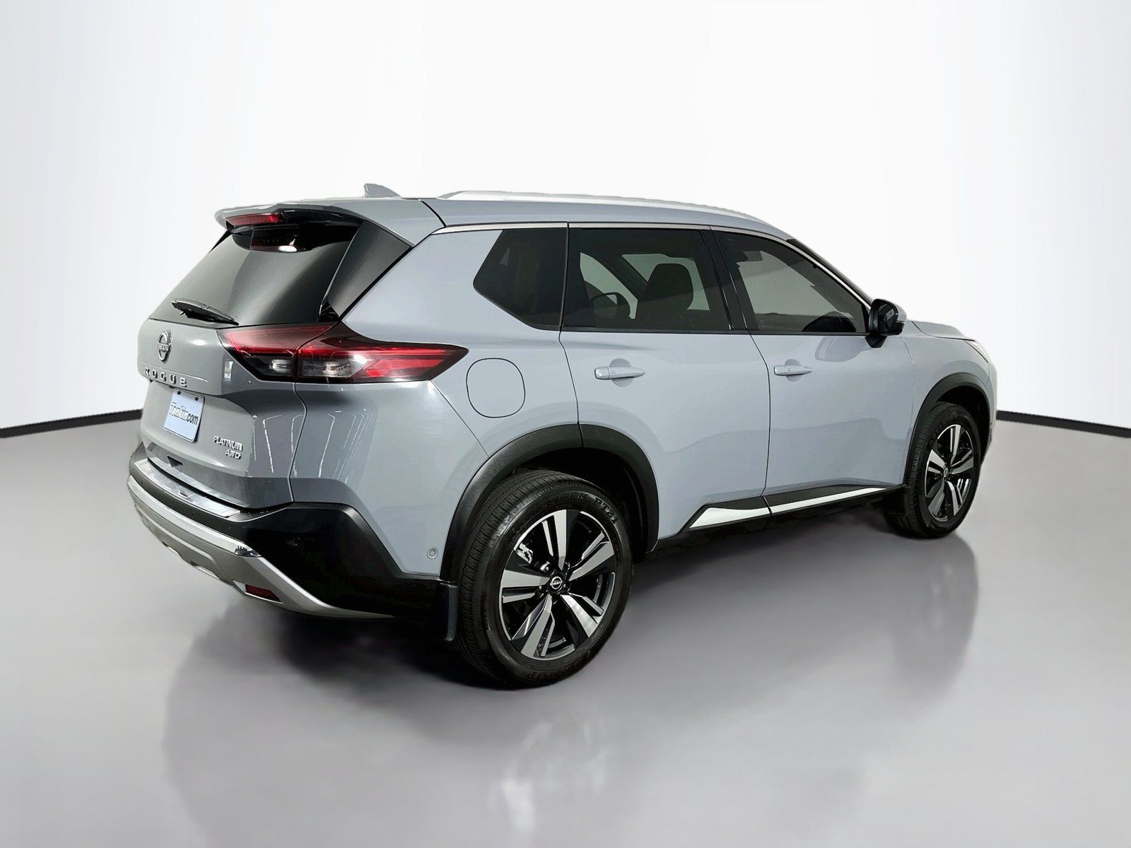 Used 2022 Nissan Rogue Platinum w/ Head-Up Display Package AWD/4WD image 7