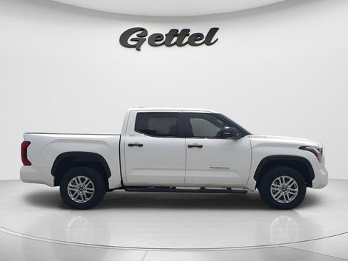 Used 2025 Toyota Tundra SR5 w/ SR5 Convenience Package AWD/4WD image 4