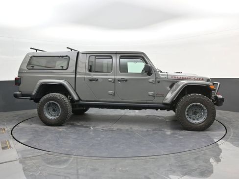 Used 2022 Jeep Gladiator Rubicon w/ LED Lighting Group AWD/4WD image 9