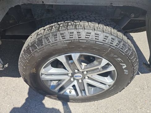 Used 2021 Ford F150 Lariat AWD/4WD image 20