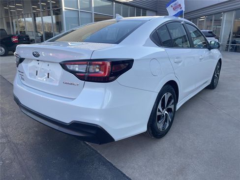 Used 2025 Subaru Legacy Premium AWD/4WD image 5