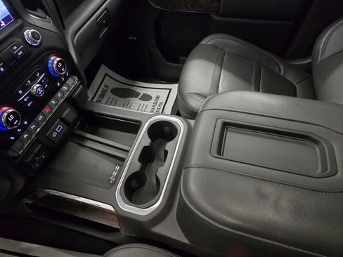 Used 2021 GMC Sierra 1500 Denali w/ Driver Alert Package II AWD/4WD image 29