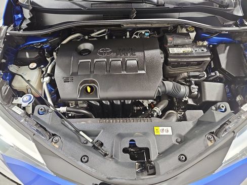 Used 2022 Toyota C-HR XLE FWD image 22
