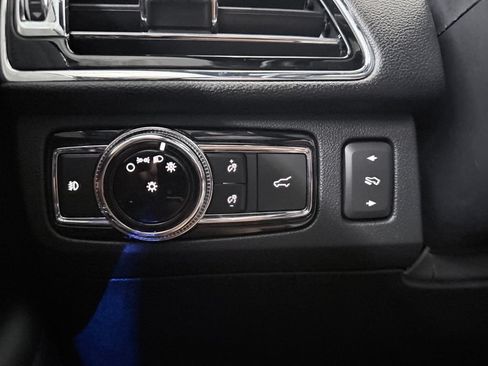 Used 2019 Lincoln Navigator Reserve AWD/4WD image 26