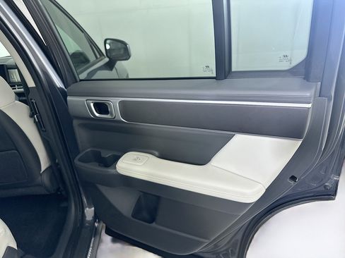 Used 2025 Hyundai Santa Fe SEL image 29