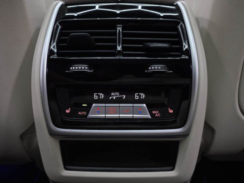Used 2021 BMW X5 M50i w/ Premium Package AWD/4WD image 18