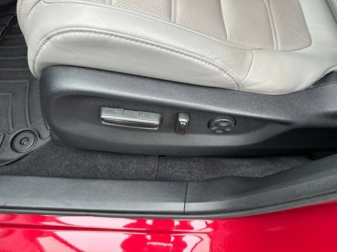 Certified 2022 Honda CR-V Touring image 22