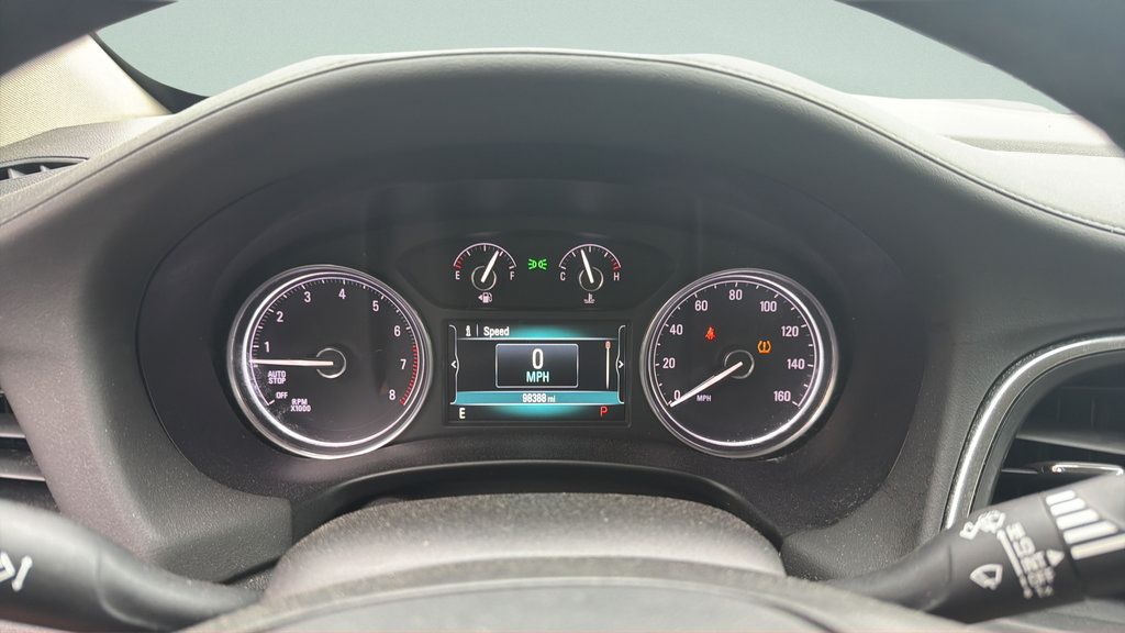 Used 2018 Buick Enclave Essence AWD/4WD image 18