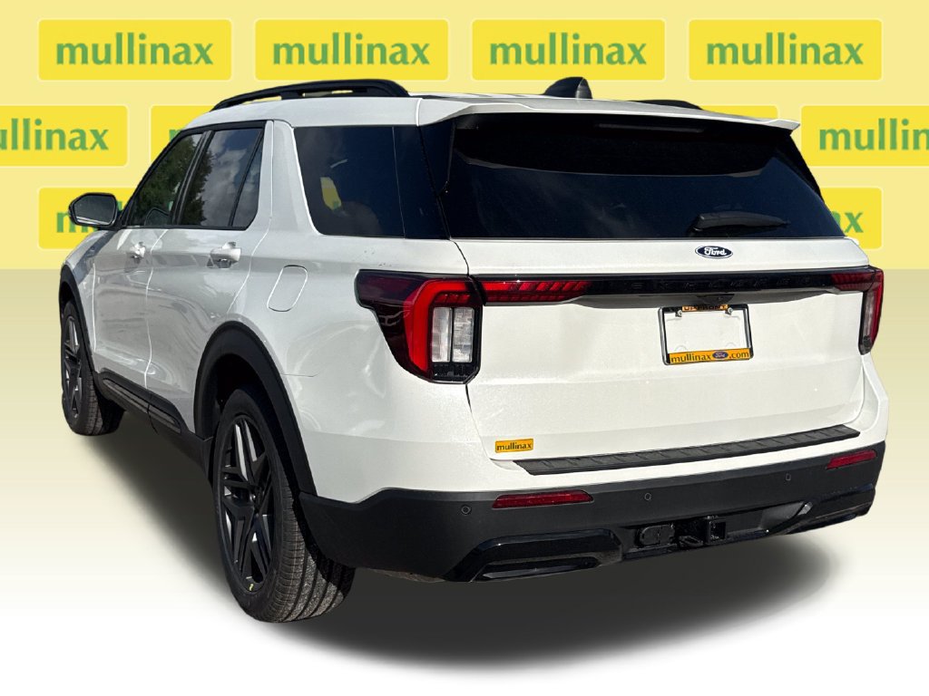 New 2027 Ford Explorer ST-Line w/ Premium Package RWD image 4
