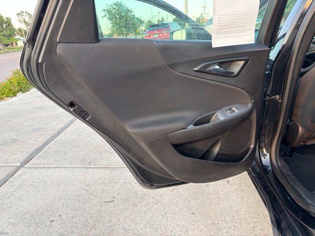Used 2024 Chevrolet Malibu LT FWD image 14