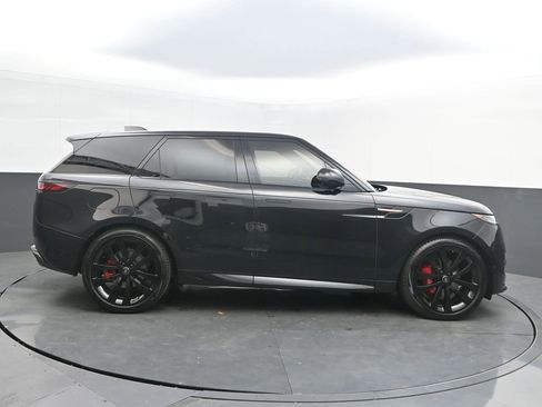 Used 2024 Land Rover Range Rover Sport Dynamic SE image 8