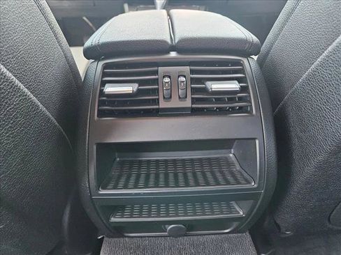 Used 2016 BMW 528i Sedan RWD image 18