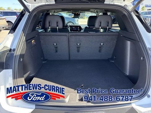 Used 2024 Chevrolet TrailBlazer ACTIV w/ Convenience Package AWD/4WD image 14