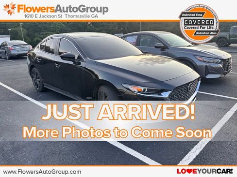Used 2024 MAZDA MAZDA3 s FWD image 1