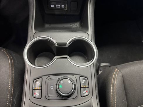 Used 2019 GMC Terrain SLE w/ Driver Convenience Package AWD/4WD image 3