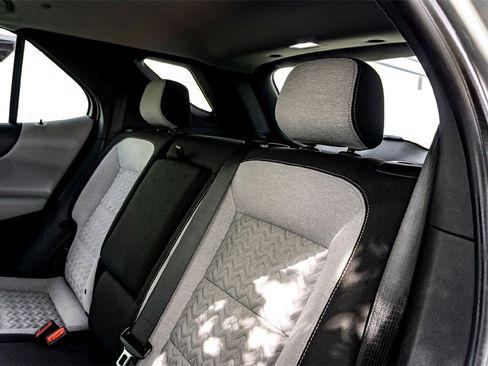 Used 2024 Chevrolet Equinox LT image 26