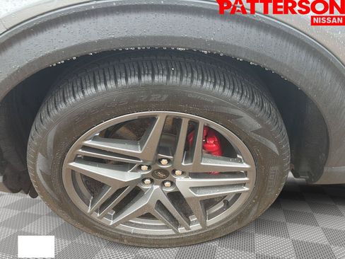 Used 2025 Ford Explorer ST RWD image 23