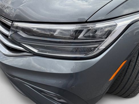 Used 2023 Volkswagen Tiguan SE image 25