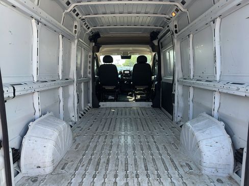 Used 2023 RAM ProMaster 2500 image 13