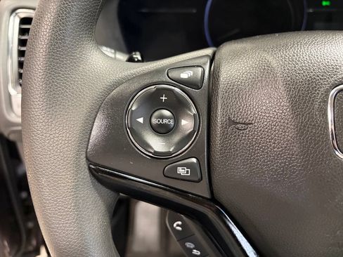 Used 2022 Honda HR-V EX image 13