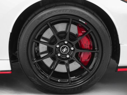Used 2026 Nissan Z NISMO RWD image 12