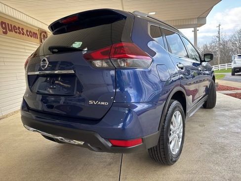 Used 2018 Nissan Rogue SV image 7