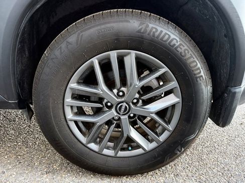 Certified 2023 Nissan Rogue S image 33