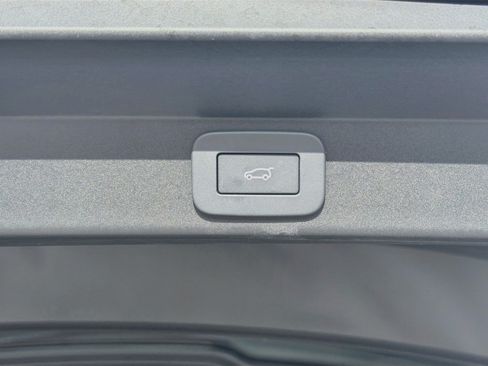New 2026 Land Rover Range Rover Sport SE AWD/4WD image 14