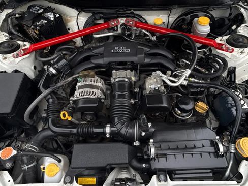 Used 2014 Scion FR-S RWD image 9