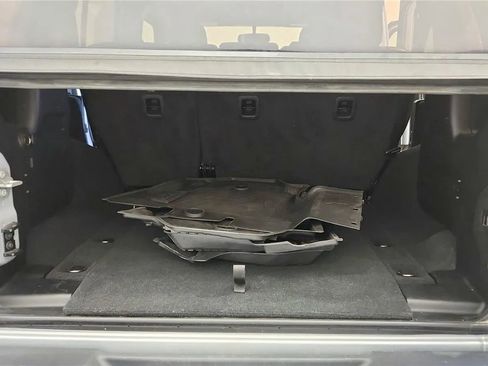 Used 2022 Jeep Wrangler Unlimited Sport image 19