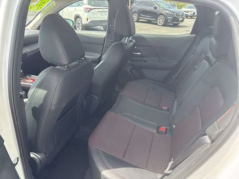 Used 2025 Nissan Kicks SR AWD/4WD image 15