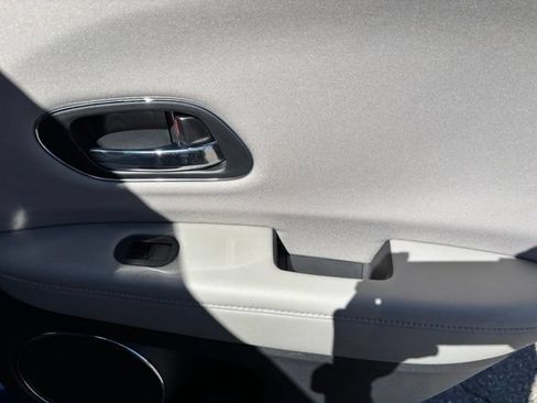 Used 2016 Honda HR-V EX image 20