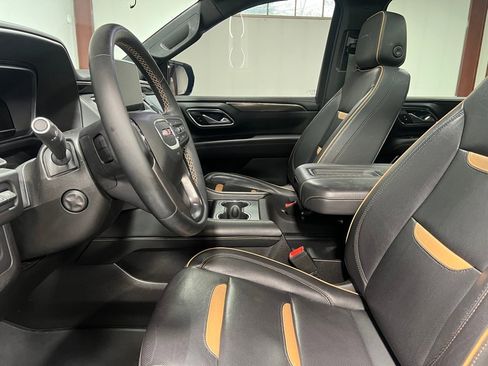 Used 2023 GMC Yukon XL AT4 w/ AT4 Premium Package image 20