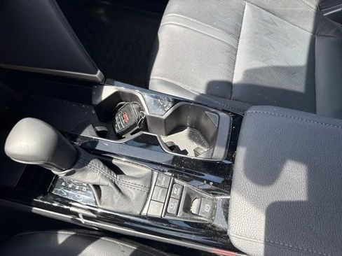 Used 2025 Toyota Camry XSE FWD image 37