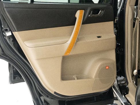 Used 2008 Toyota Highlander Limited image 24