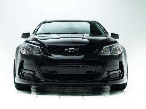 Used 2017 Chevrolet SS RWD image 6