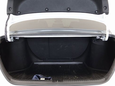 Used 2023 Honda Accord EX image 12