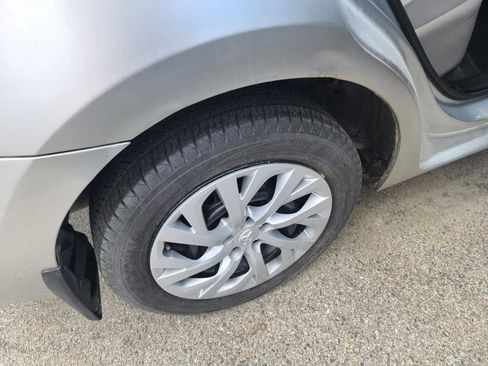 Used 2017 Toyota Corolla L image 27