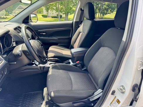 Used 2017 Mitsubishi Outlander Sport LE AWD/4WD image 14