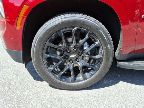 Certified 2026 Chevrolet Suburban High Country w/ Sun And Tow Package image 10