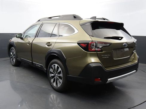 Certified 2025 Subaru Outback Limited XT image 3