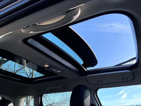 Used 2024 MINI Cooper S image 13