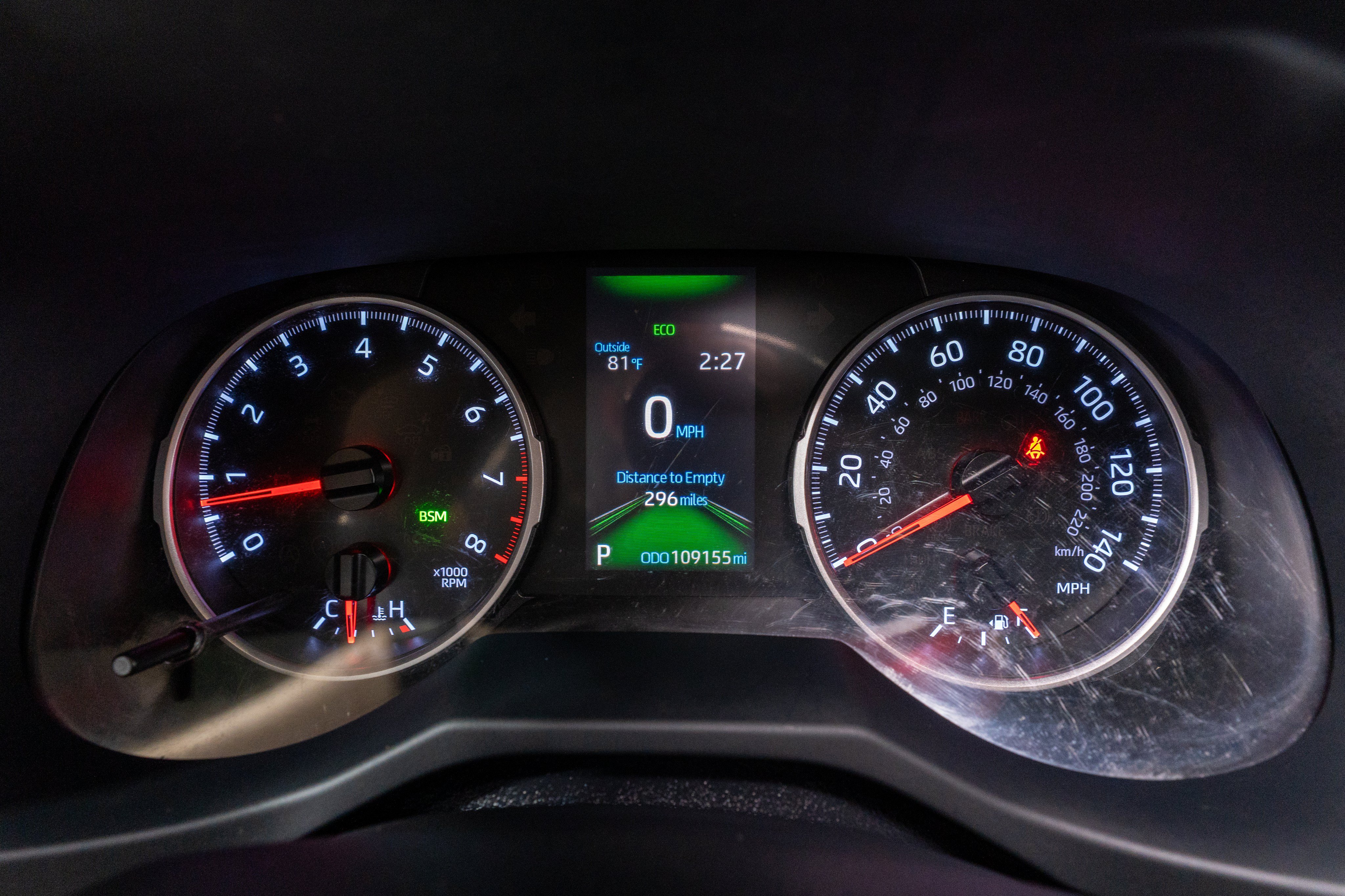 Used 2019 Toyota RAV4 XLE Premium FWD image 22
