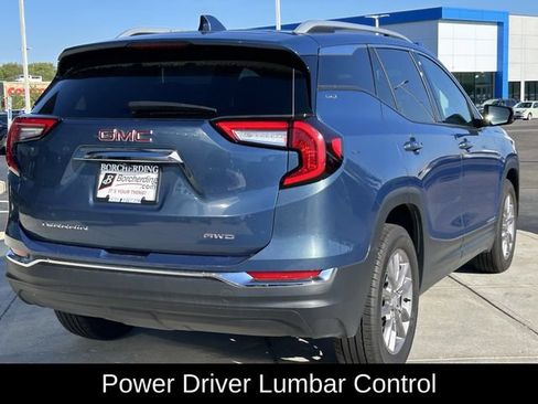 Used 2024 GMC Terrain SLT AWD/4WD image 7