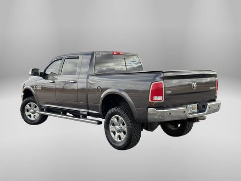 Used 2015 RAM 3500 Laramie AWD/4WD image 2
