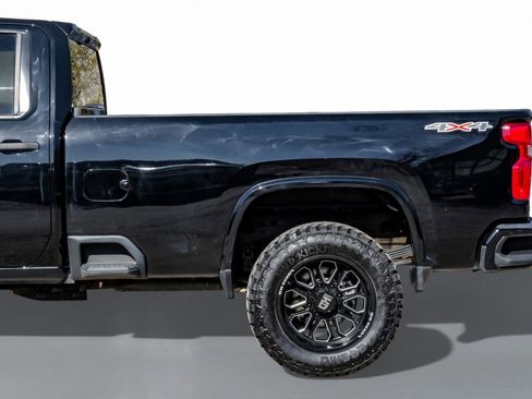 Used 2024 Chevrolet Silverado 2500 W/T image 12