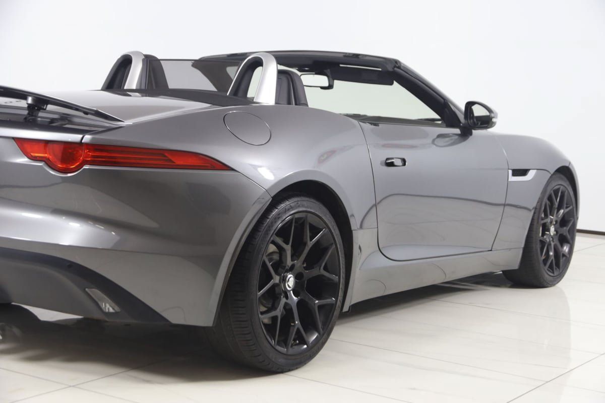 Used 2017 Jaguar F-TYPE Convertible RWD image 51